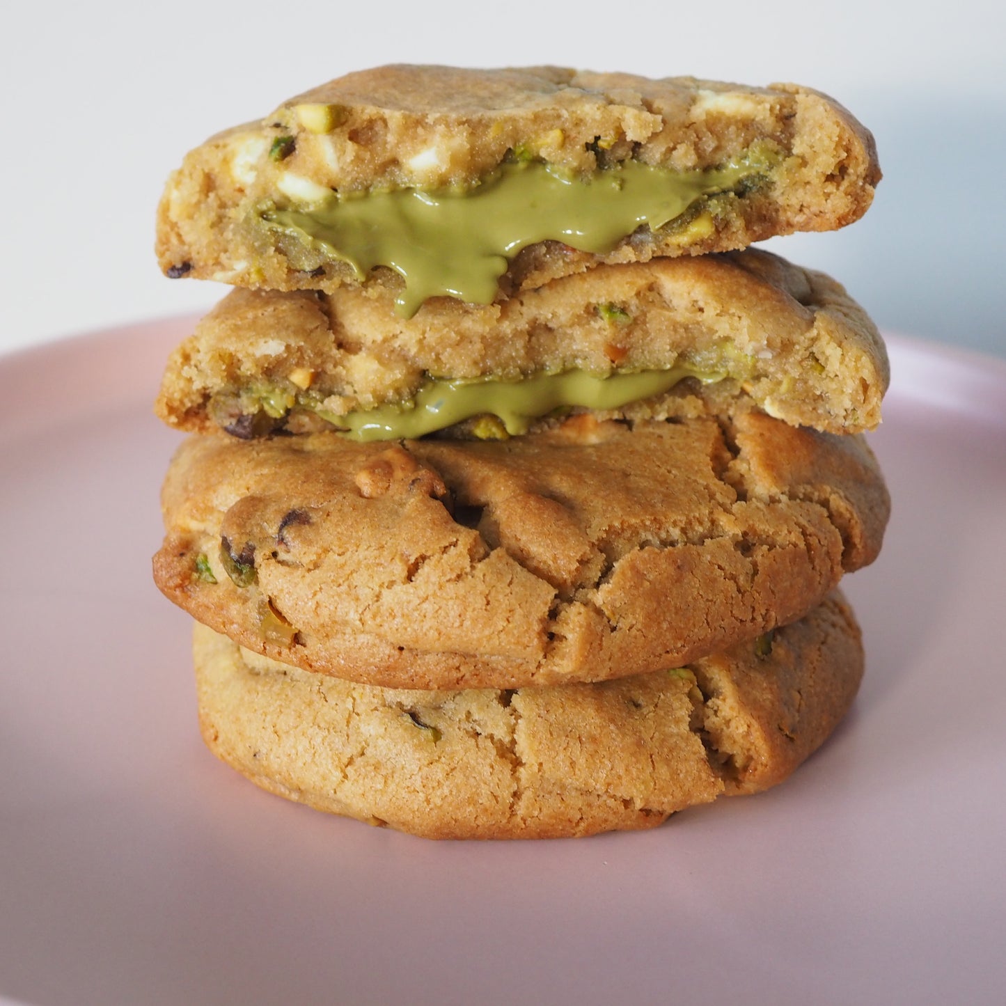 Pistachio White Chocolate Chip Cookies (6 Pack)