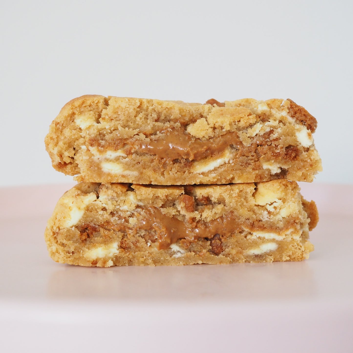 Biscoff White Choc Cookies (6 Pack)